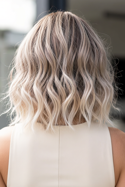 Lexi - 14" Smoky Beige Balayage Bob Wig with Fringe