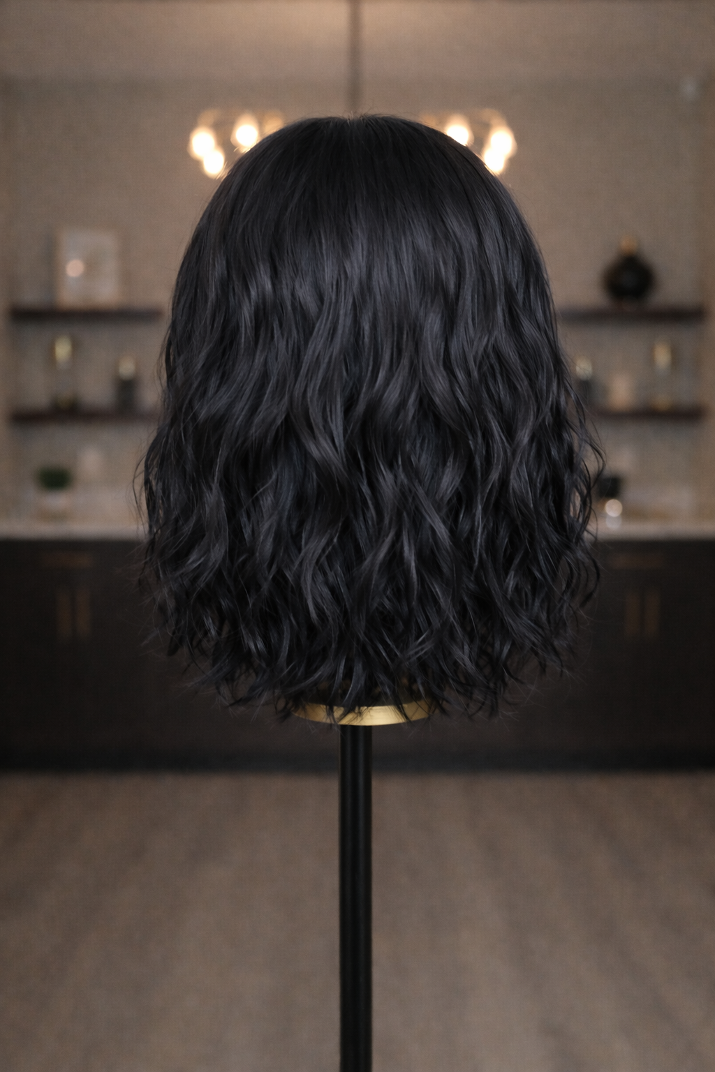 Nova – Black 13” Wavy Bob Wig